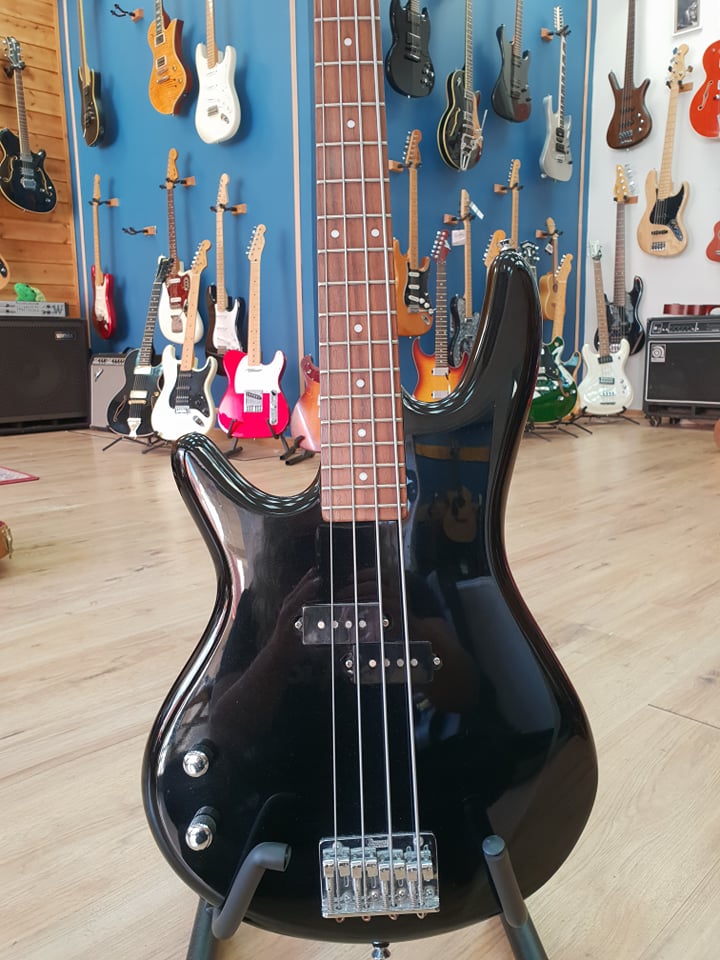 Ibanez GSR200 2008 Lefty